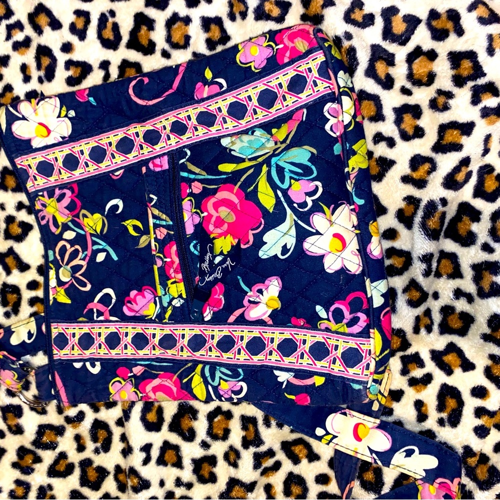 Brand New without tags Vera Bradley Cross Body